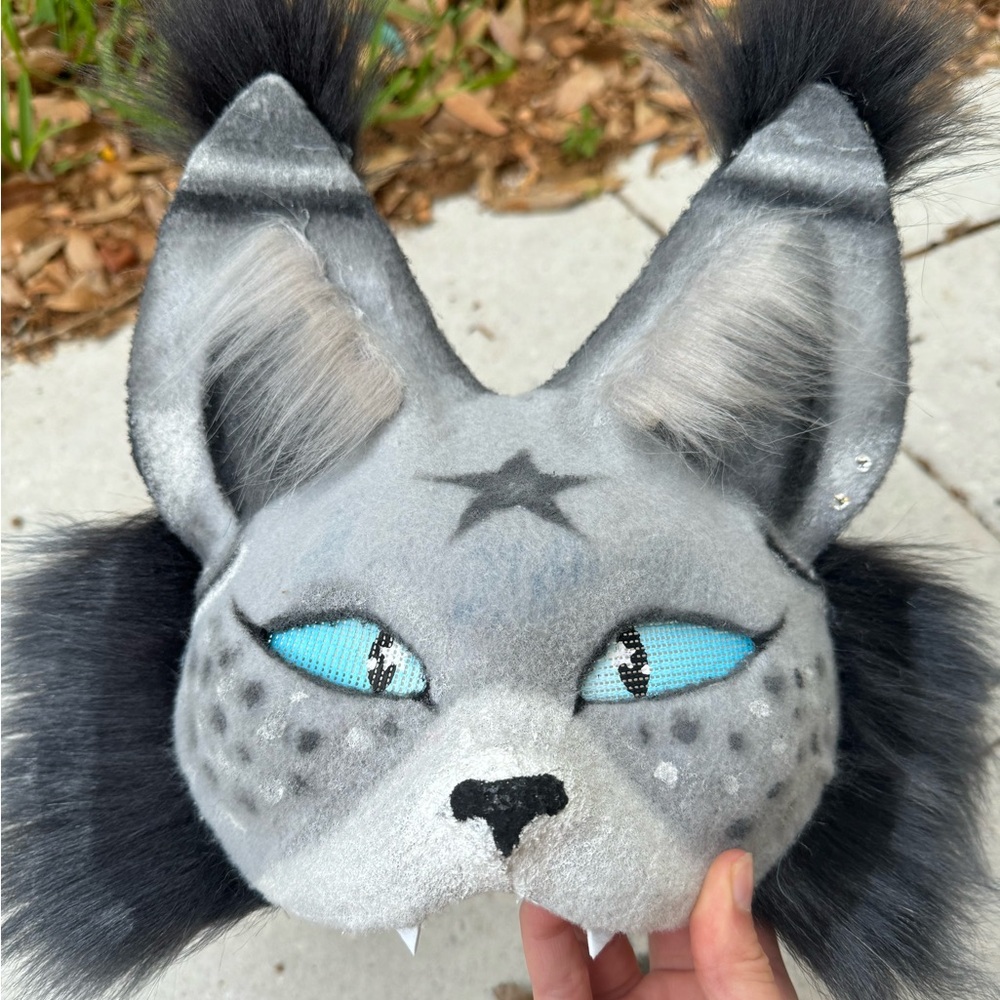 ❄️Furry Therian cat mask gray white black blue diamond high quality ❄️